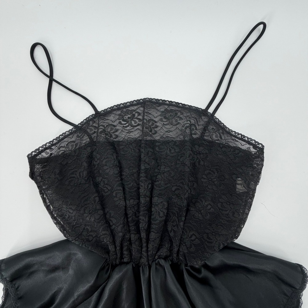 Circa 2000 Vintage Black Lace and Satin Teddy Bodysuit Made in USA Size P - Picture 2 of 7